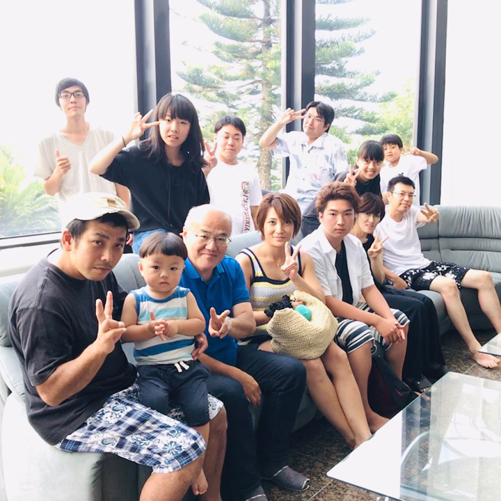 デッキで食事会2